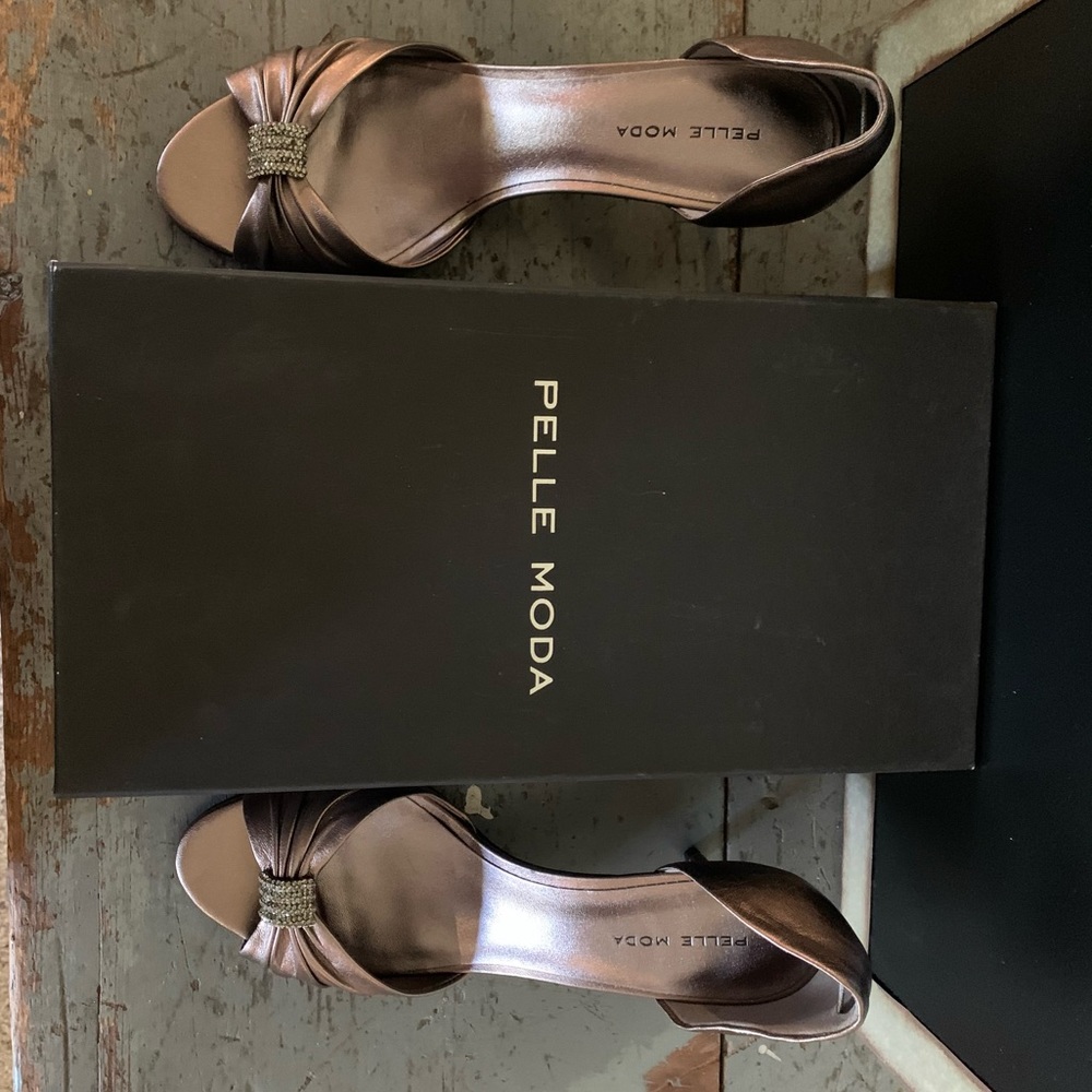 Pelle Moda Pewter Metallic Kid Nappa Heels - Picture 4 of 5
